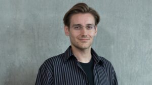 Former DeepMind Scientist Starts AI-Driven Drug Discovery Company