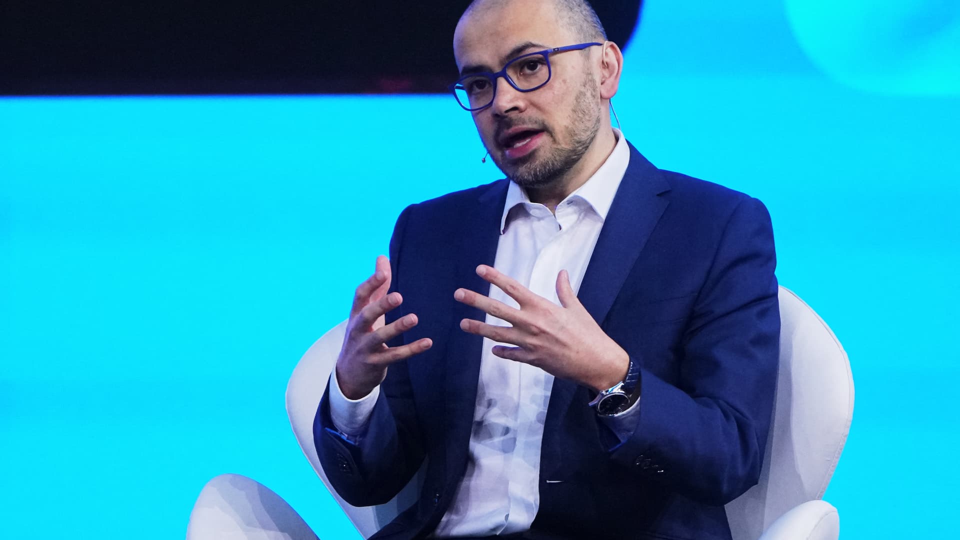 Google DeepMind CEO Declares DeepSeek's AI Model as China's Finest