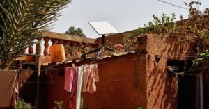 Satellite Internet Enables the Integration of AI Everywhere