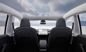 When Can We Expect to See the Grok Voice Assistant in Tesla Vehicles?