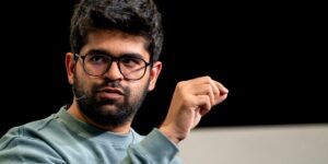 CEO of Perplexity Reveals the Elon Musk-Inspired Mantra That Fueled the Creation of a $9 Billion Competitor to OpenAI