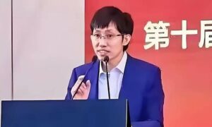 From Talented Scholar to Billionaire CEO: The Journey of Liang Wenfeng in the Tech World