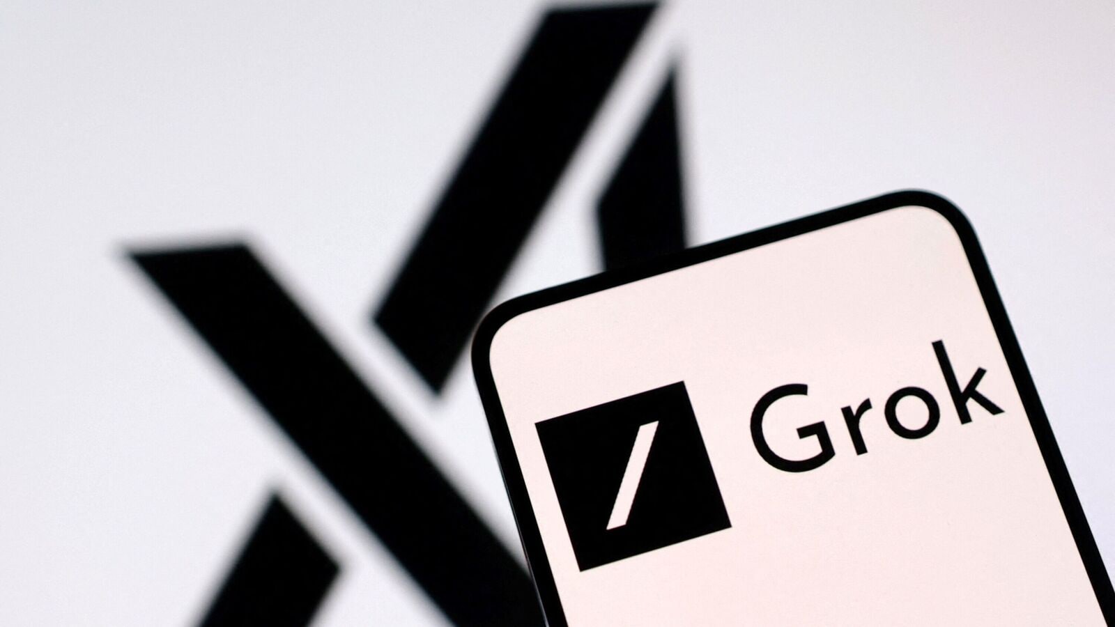 Grok AI’s Unusual Response to Priyanka Chaturvedi’s 'Third Grade Journalist' Comment…