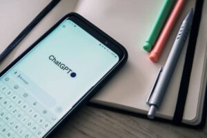 OpenAI Withdraws Latest ChatGPT Model Due to Excessive Flattery