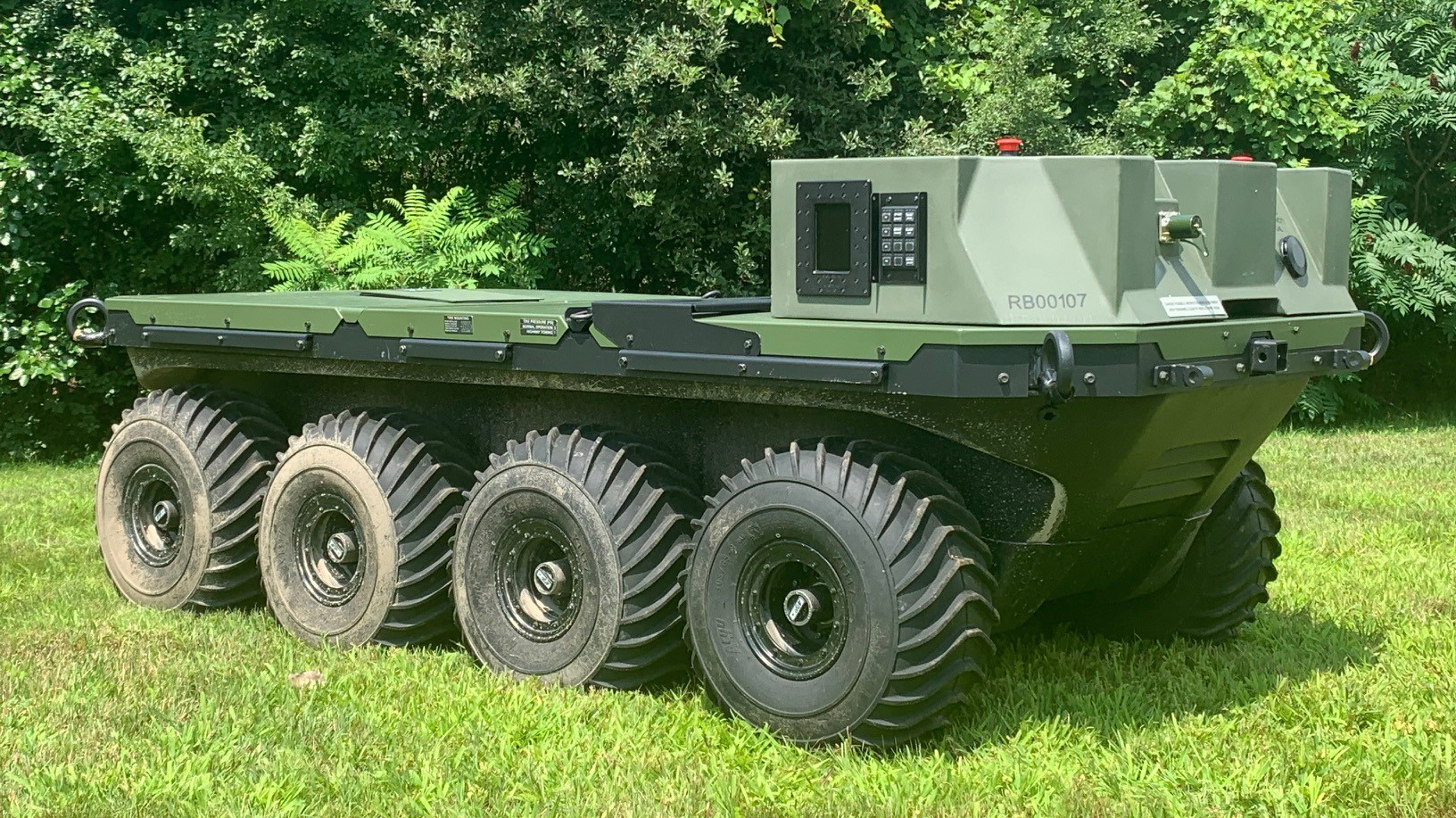 Overland AI Implements Autonomous Technology in SMET Land Vehicle